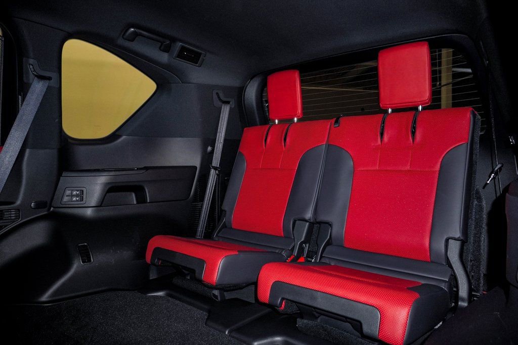 Used 2024 Lexus LX 600 F Sport image 19