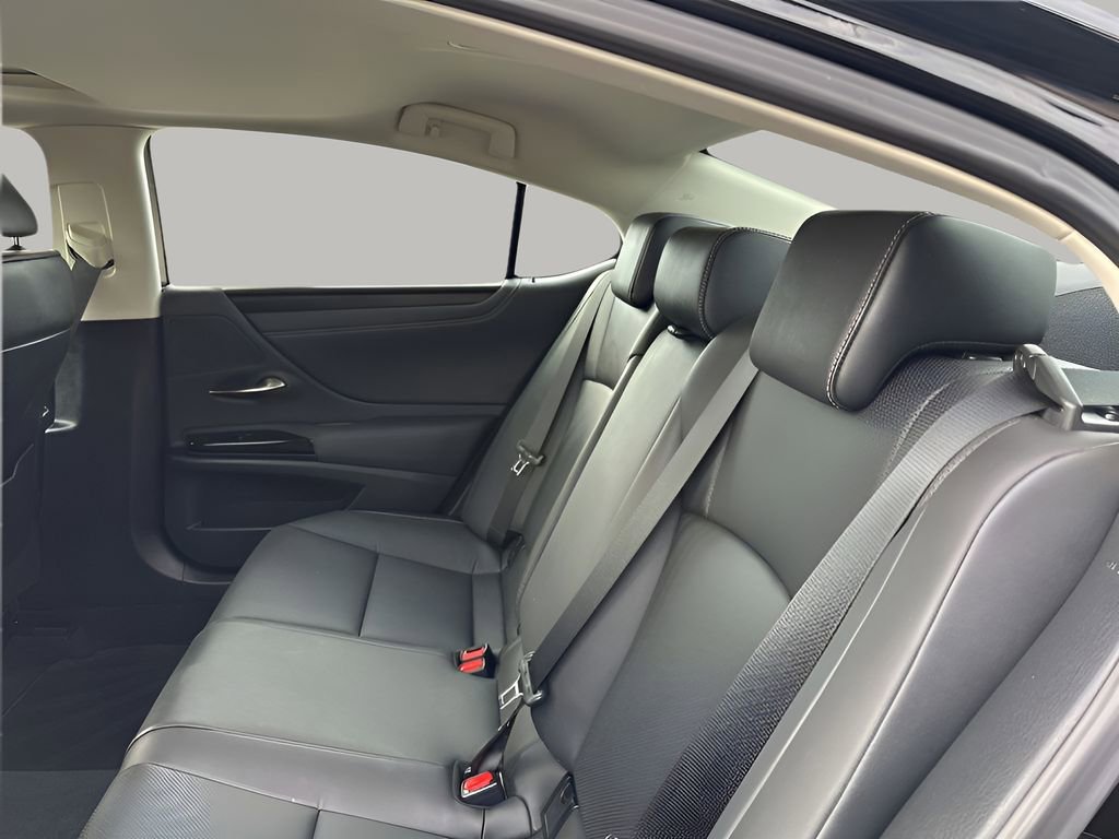 Used 2024 Lexus ES 350 w/ Premium Package image 19