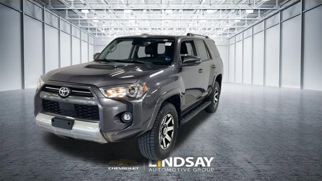 Used 2022 Toyota 4Runner TRD Off-Road Premium AWD/4WD image 5