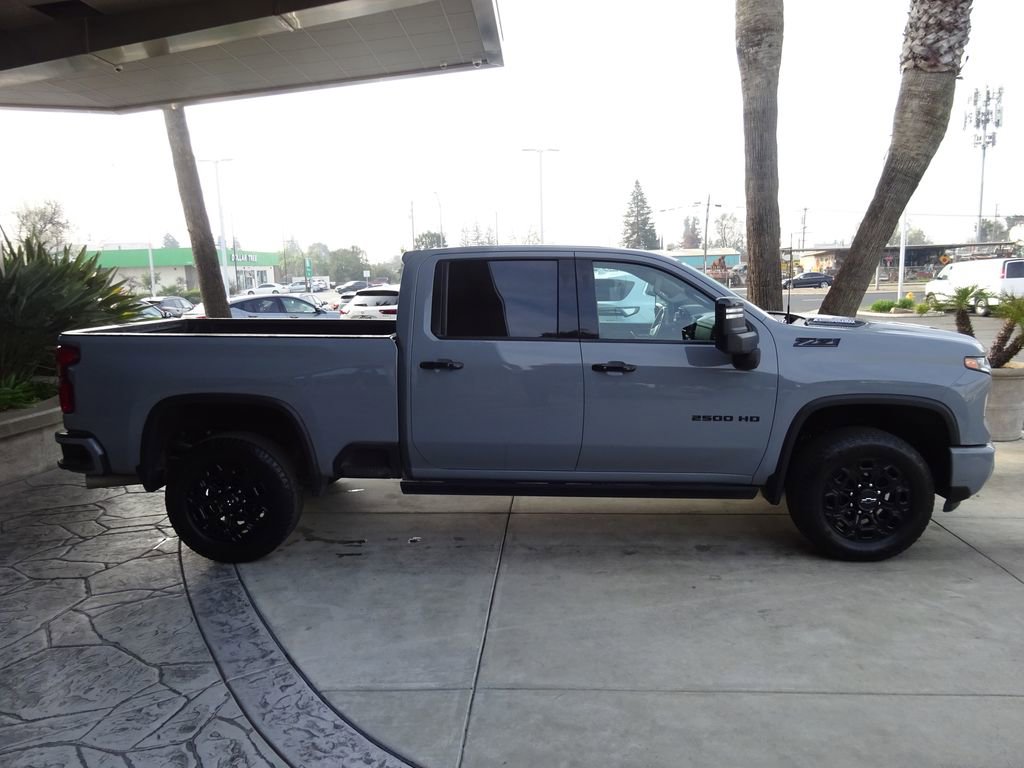 Certified 2024 Chevrolet Silverado 2500 LTZ w/ LTZ Plus Package image 13