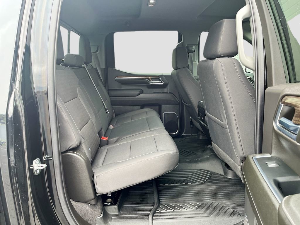 Used 2023 Chevrolet Silverado 1500 RST AWD/4WD image 27