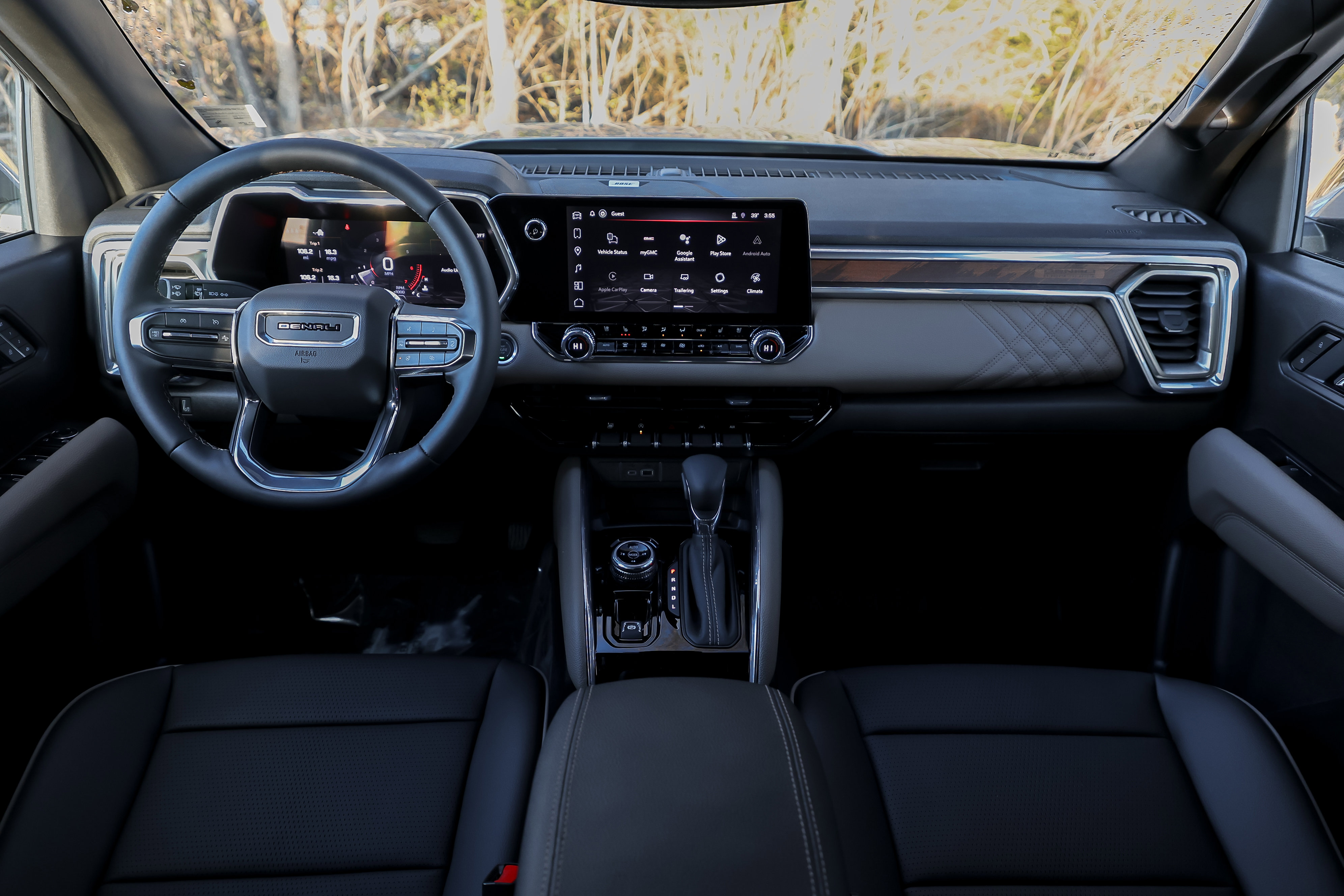 New 2026 GMC Canyon Denali image 19