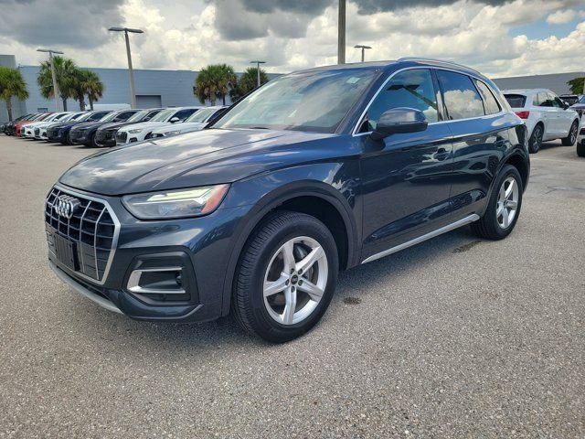 Used 2021 Audi Q5 Premium AWD/4WD image 4