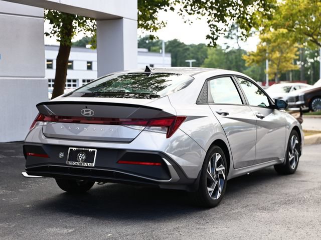 Used 2025 Hyundai Elantra Sport FWD image 6