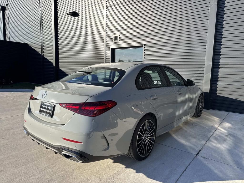 Used 2025 Mercedes-Benz C 300 Sedan image 11