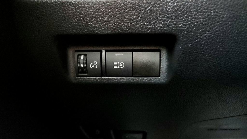 Certified 2023 Toyota RAV4 AWD Hybrid image 32