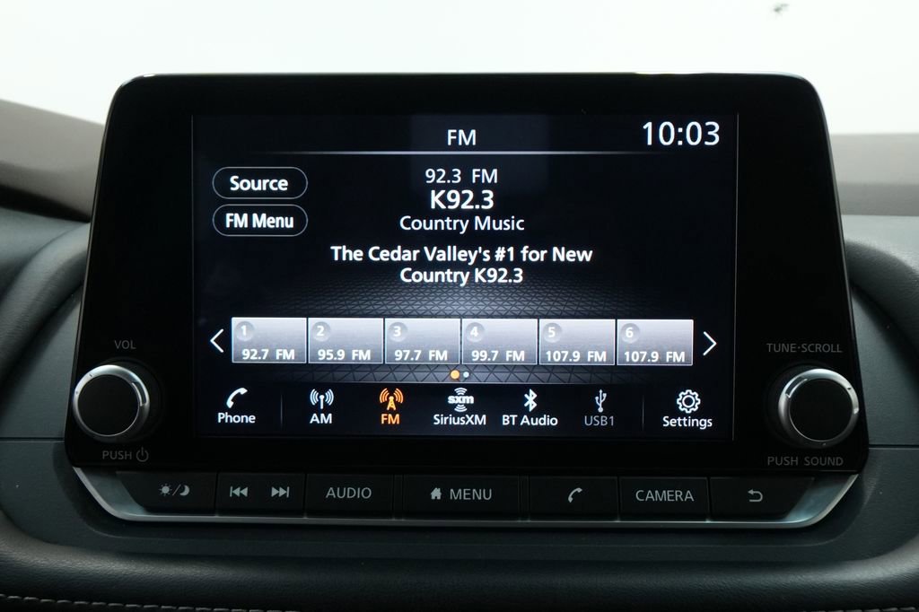 Used 2023 Nissan Rogue SV image 31