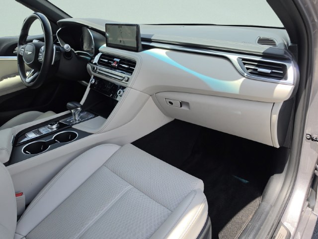 Used 2025 Genesis G70 2.5T AWD/4WD image 21