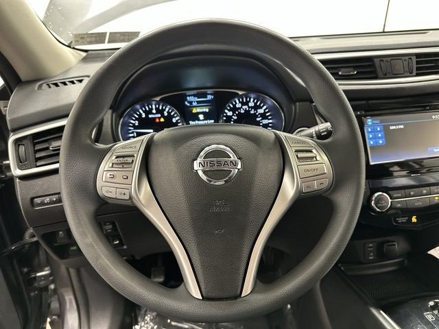 Used 2015 Nissan Rogue SV w/ SV Premium Package image 8