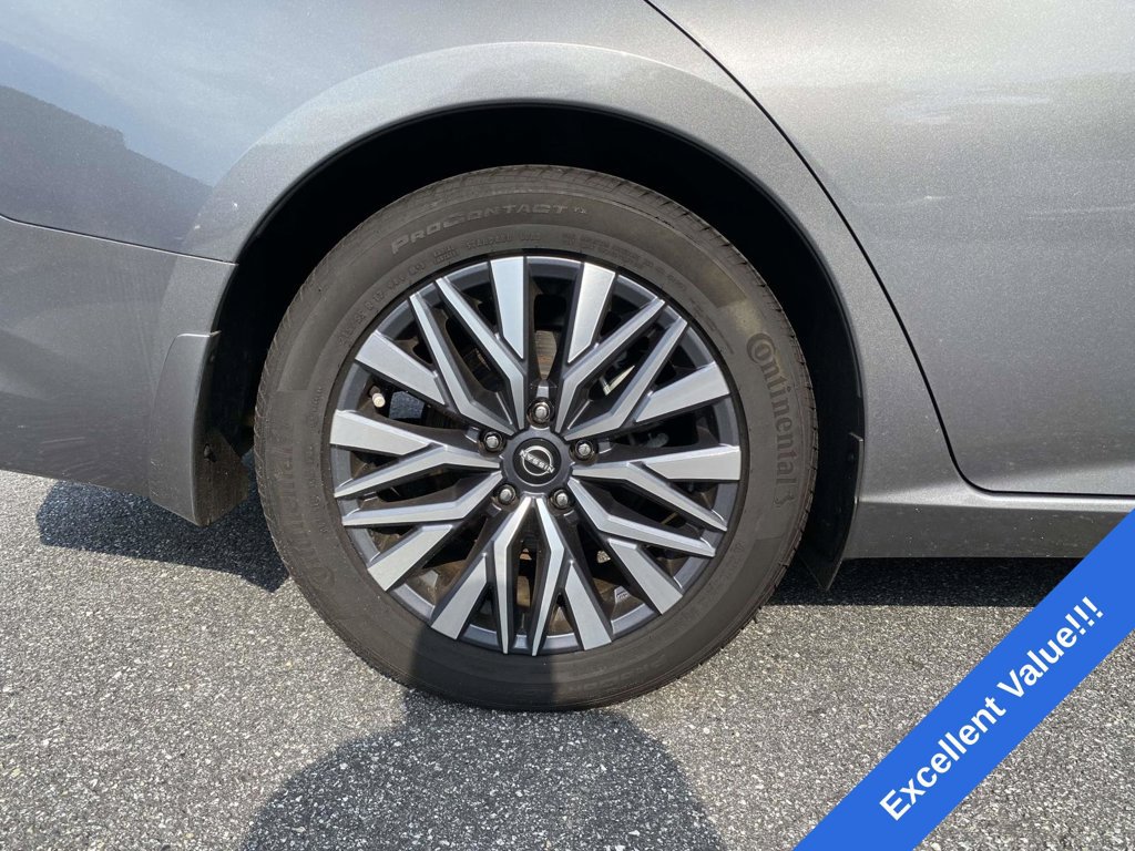 Used 2023 Nissan Altima 2.5 SV FWD image 9
