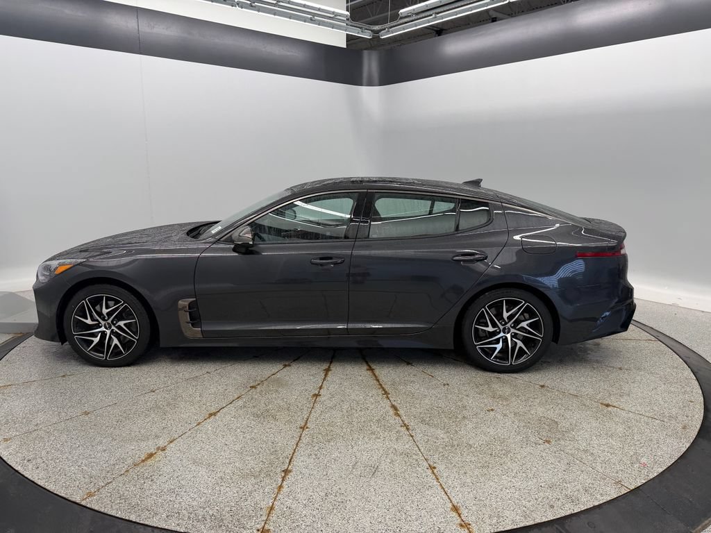Used 2023 Kia Stinger GT-Line w/ Sun & Sound Package AWD/4WD image 12