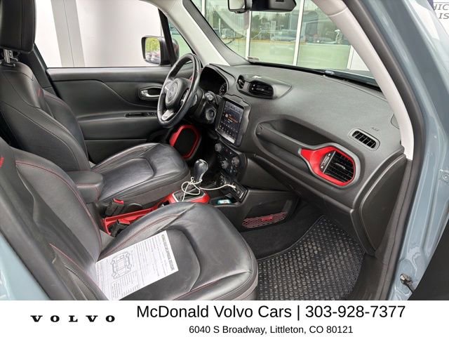 Used 2018 Jeep Renegade Trailhawk AWD/4WD image 7