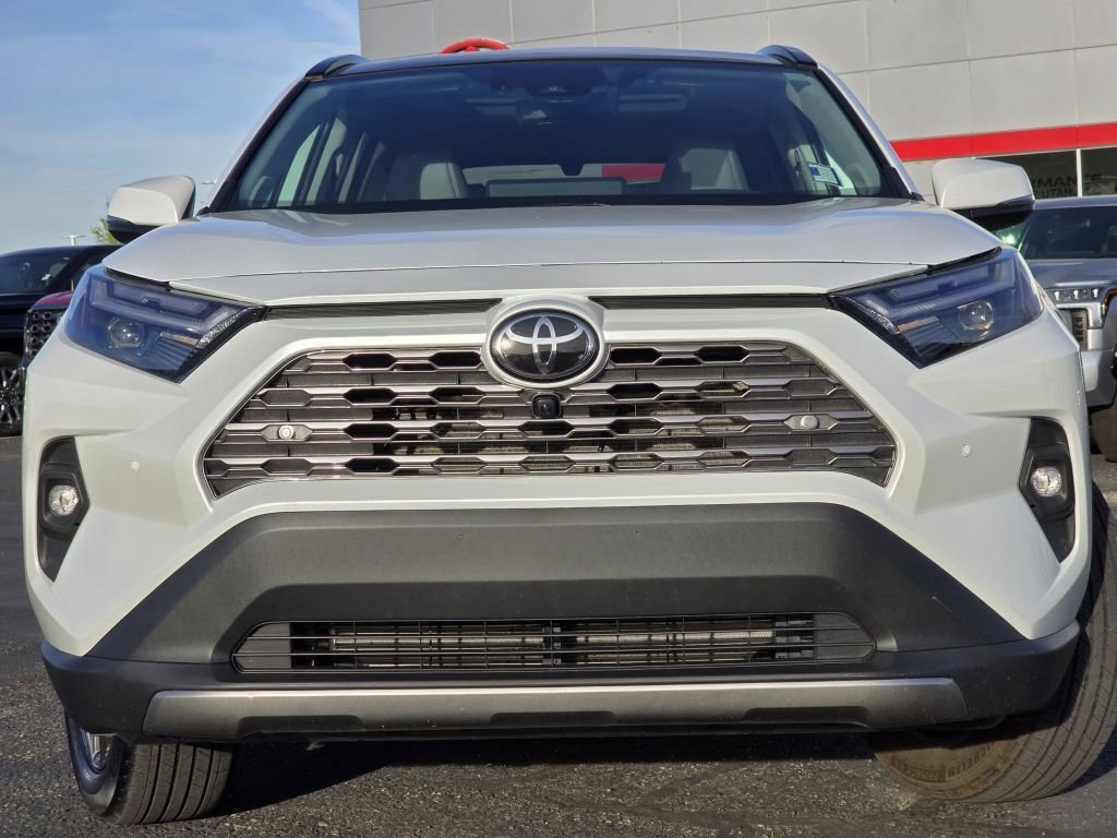 Used 2025 Toyota RAV4 Limited w/ Advanced Technology Package image 3