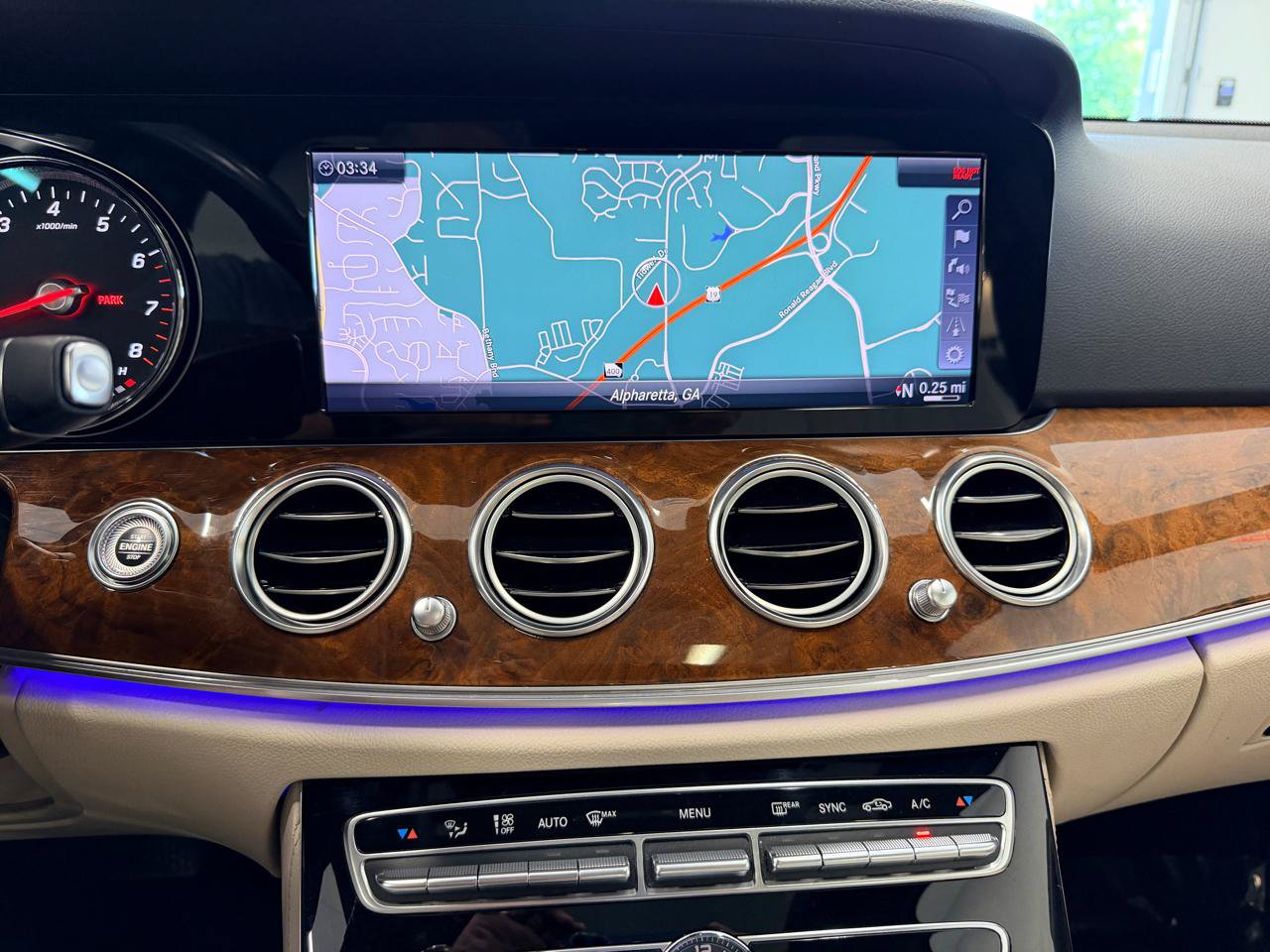 Used 2018 Mercedes-Benz E 300 image 34