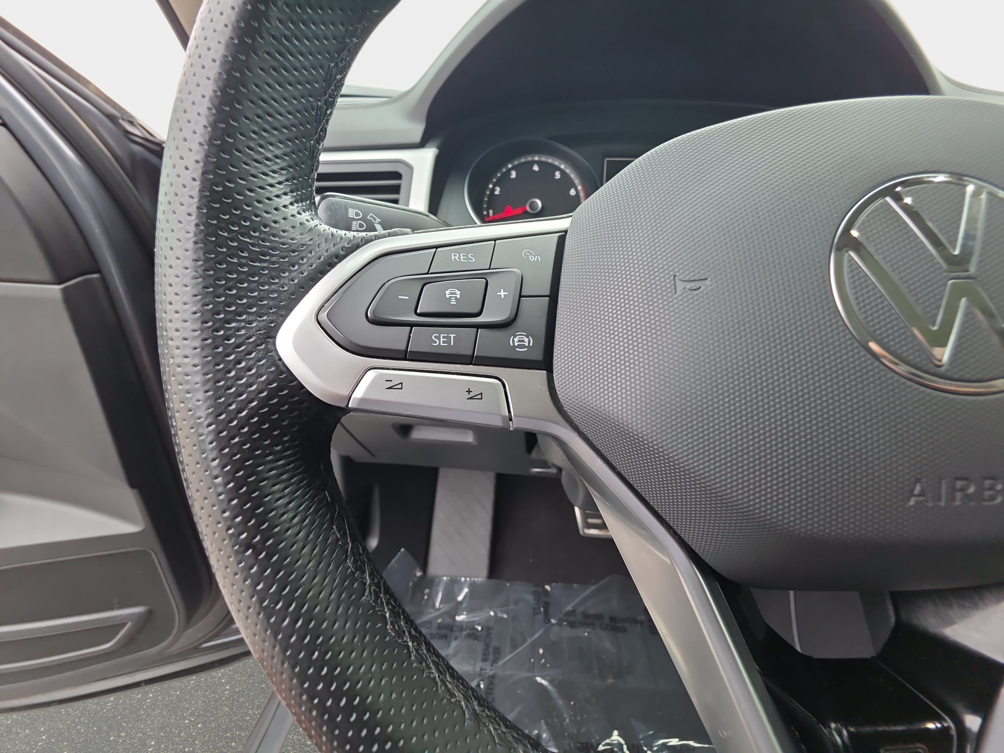 Used 2021 Volkswagen Atlas SE AWD/4WD image 19