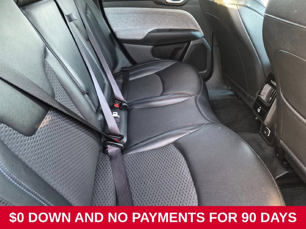 Used 2025 Jeep Compass Latitude w/ Sun & Sound Group AWD/4WD image 26