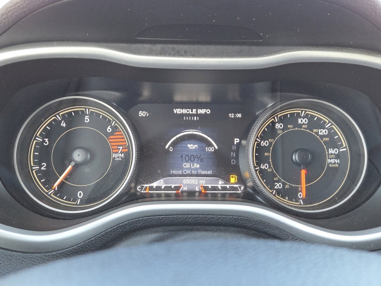 Used 2018 Jeep Cherokee Trailhawk w/ Cold Weather Group image 26