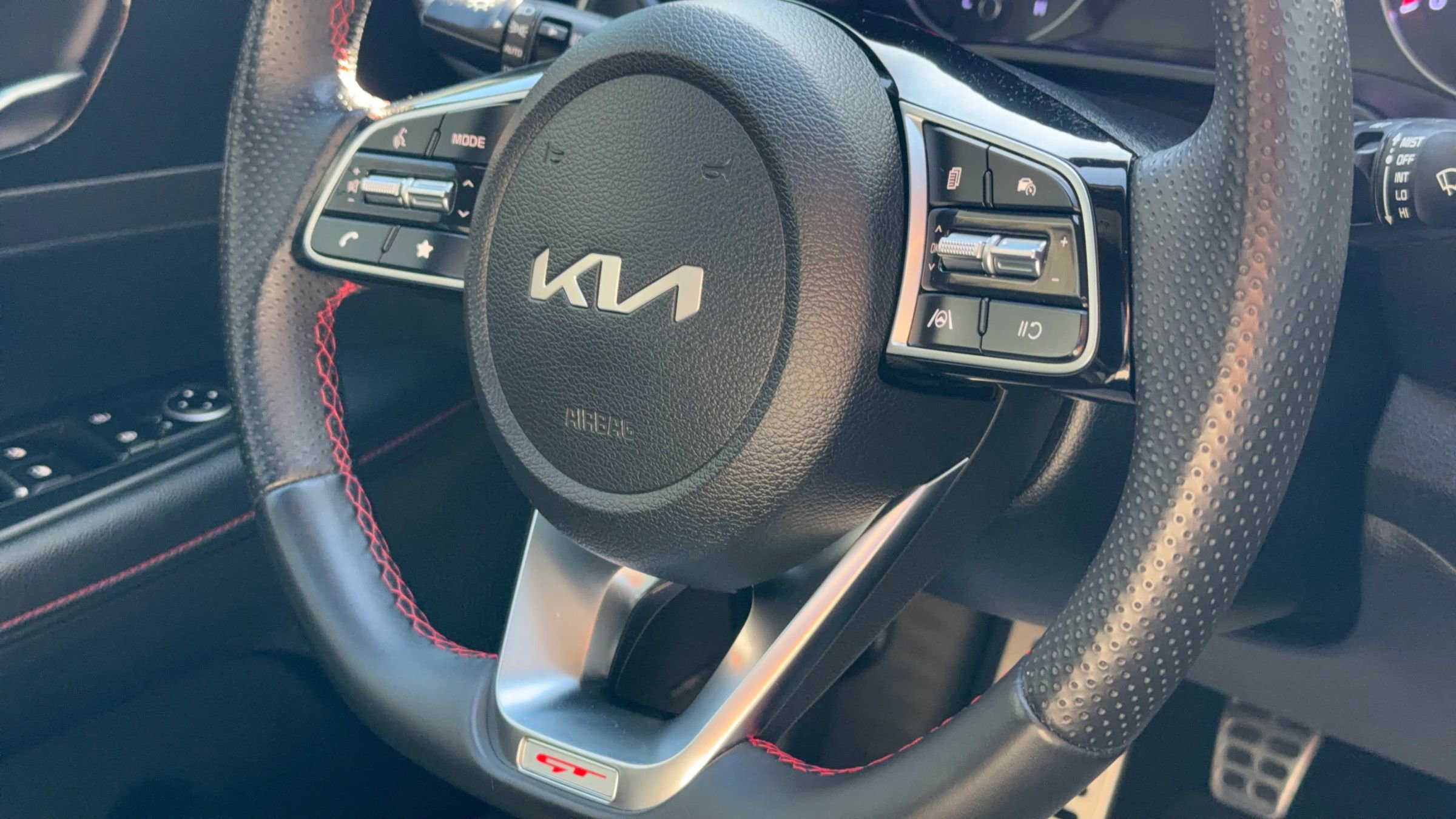 Used 2023 Kia Forte GT FWD image 31