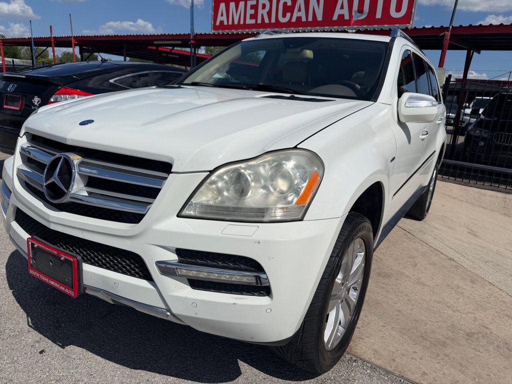 Used 2010 Mercedes-Benz GL 320 BlueTEC 4MATIC image 1