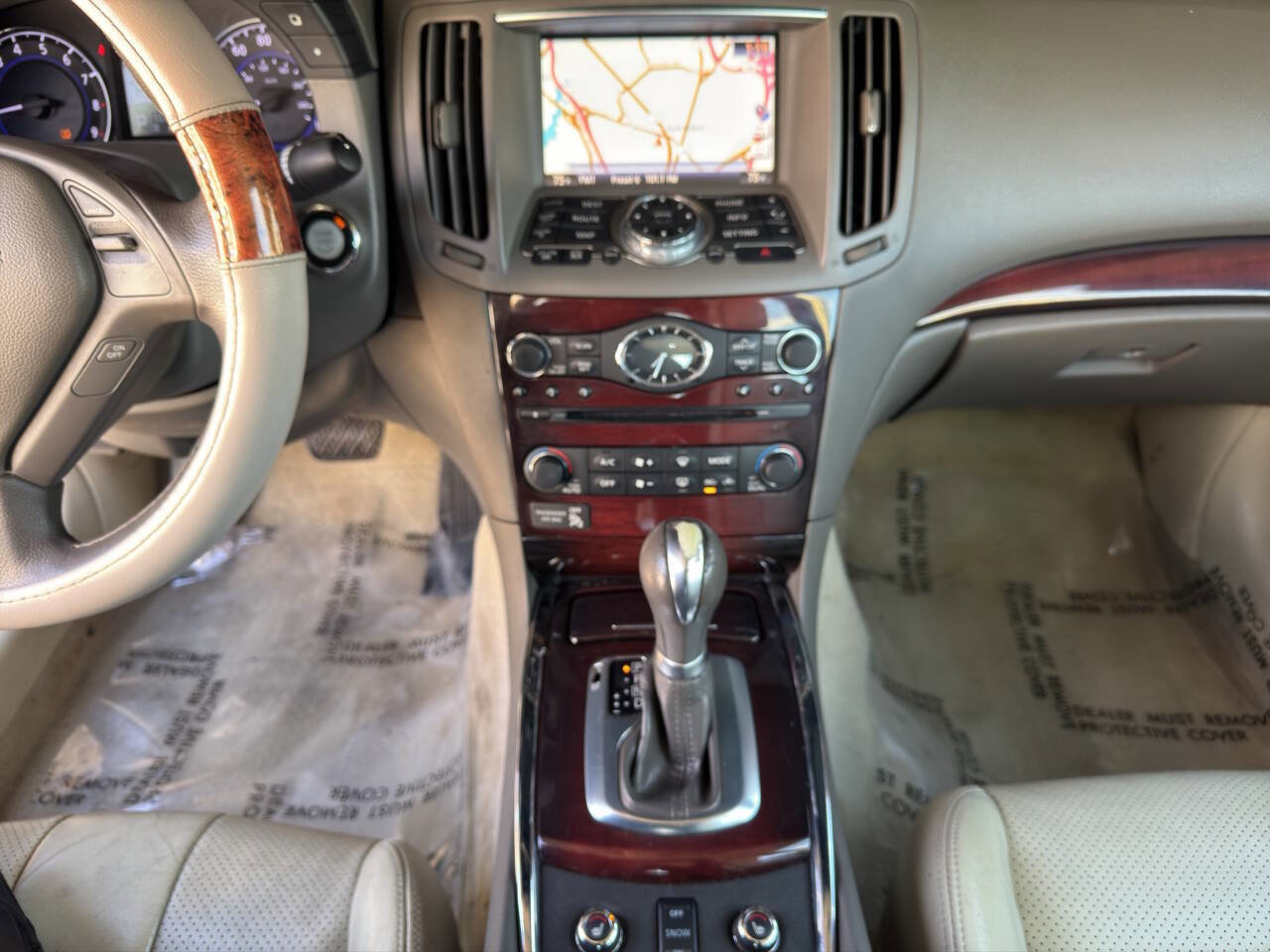 Used 2012 INFINITI G37 x Sedan w/ Premium Pkg image 16