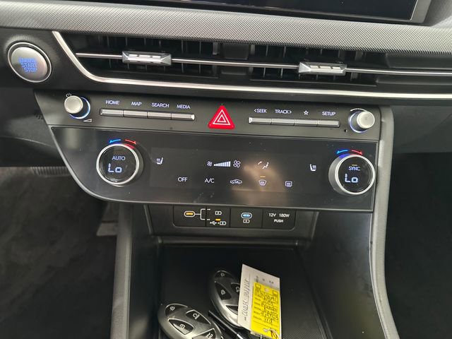 Used 2025 Hyundai Sonata SEL FWD image 23
