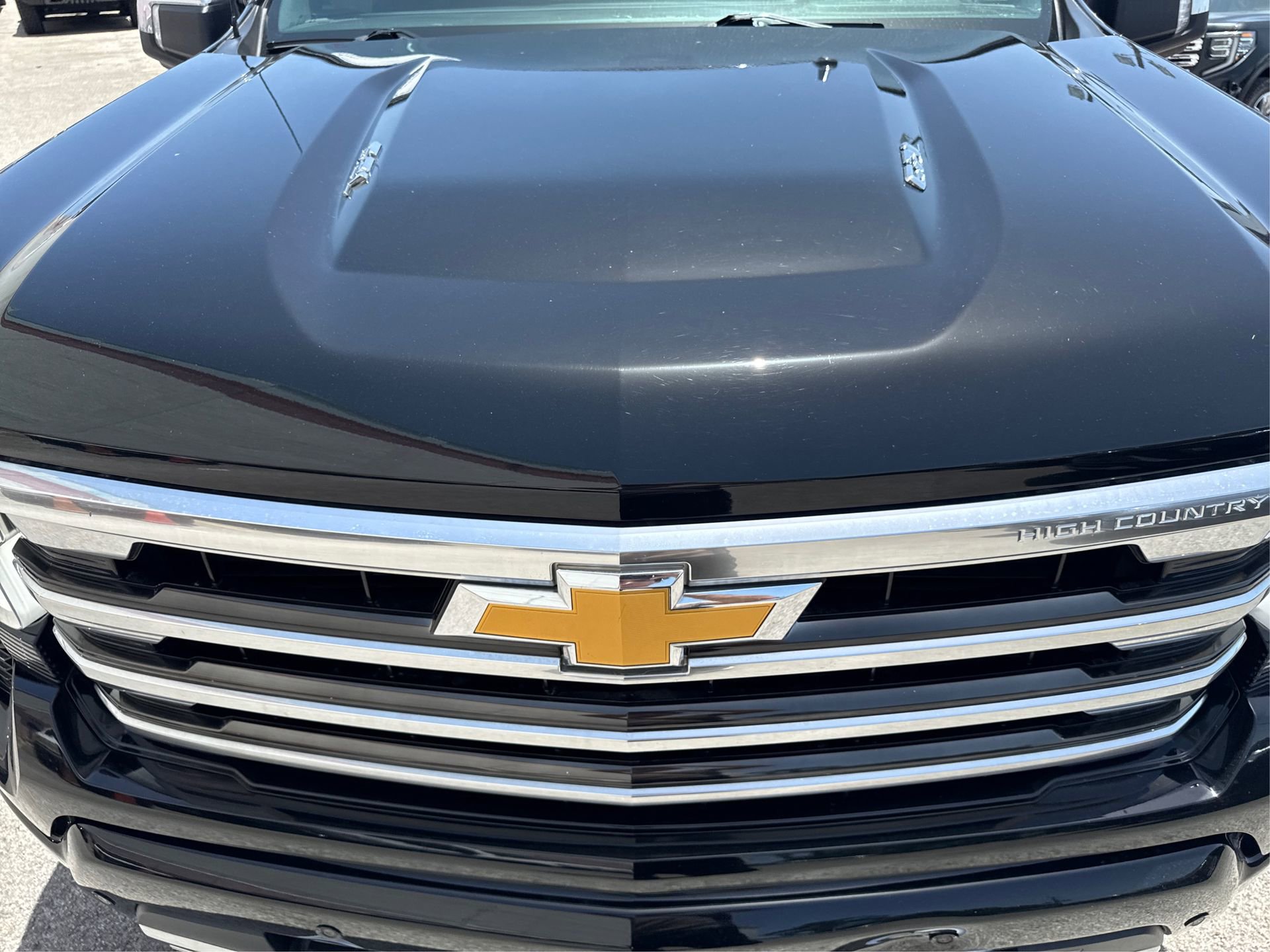 Used 2023 Chevrolet Silverado 1500 High Country w/ Technology Package image 13