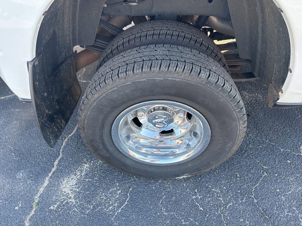 Used 2024 RAM 3500 Tradesman w/ Chrome Appearance Group image 14