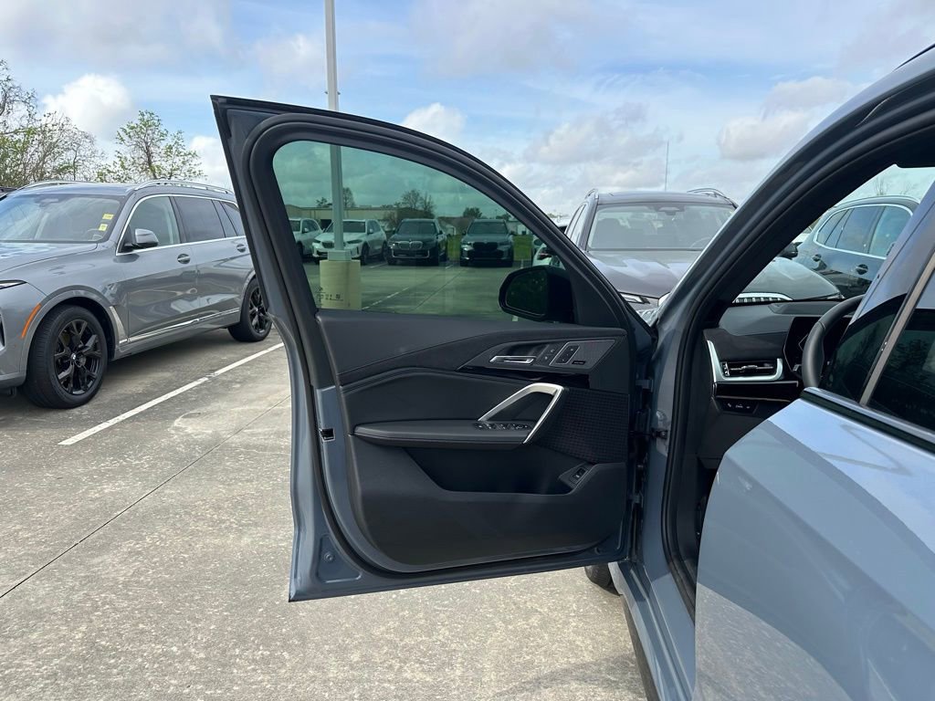 Certified 2026 BMW X1 xDrive28i w/ Technology Package image 9