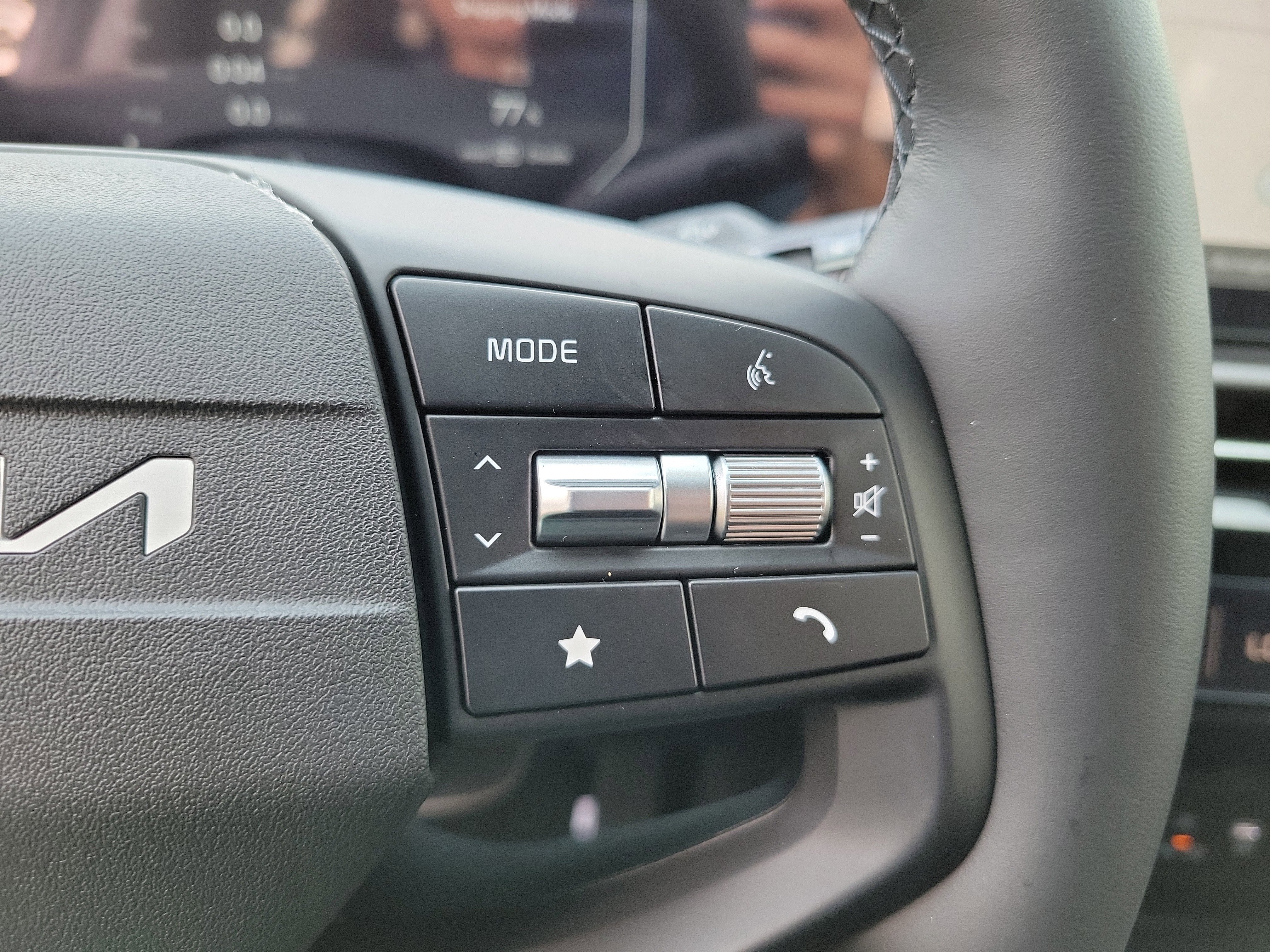 New 2026 Kia Sportage SX image 17