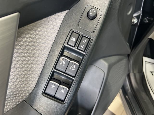 Used 2018 Subaru Forester 2.5i w/ Alloy Wheel Package image 16