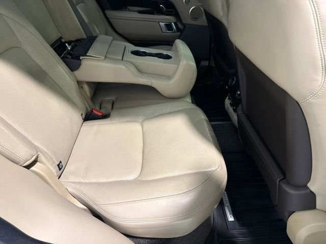 Used 2020 Land Rover Range Rover HSE AWD/4WD image 30