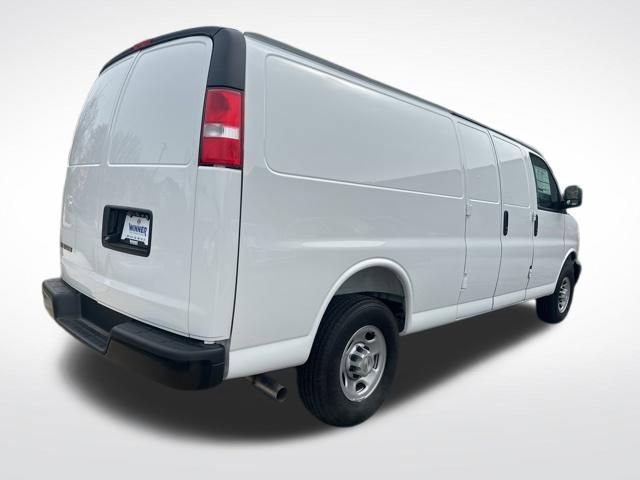 New 2026 Chevrolet Express 2500 Extended w/ Driver Convenience Package image 5