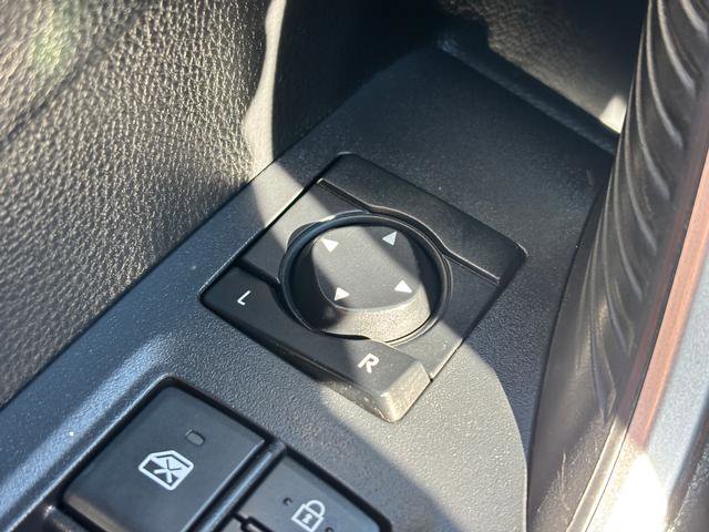 Used 2022 Toyota RAV4 LE image 21