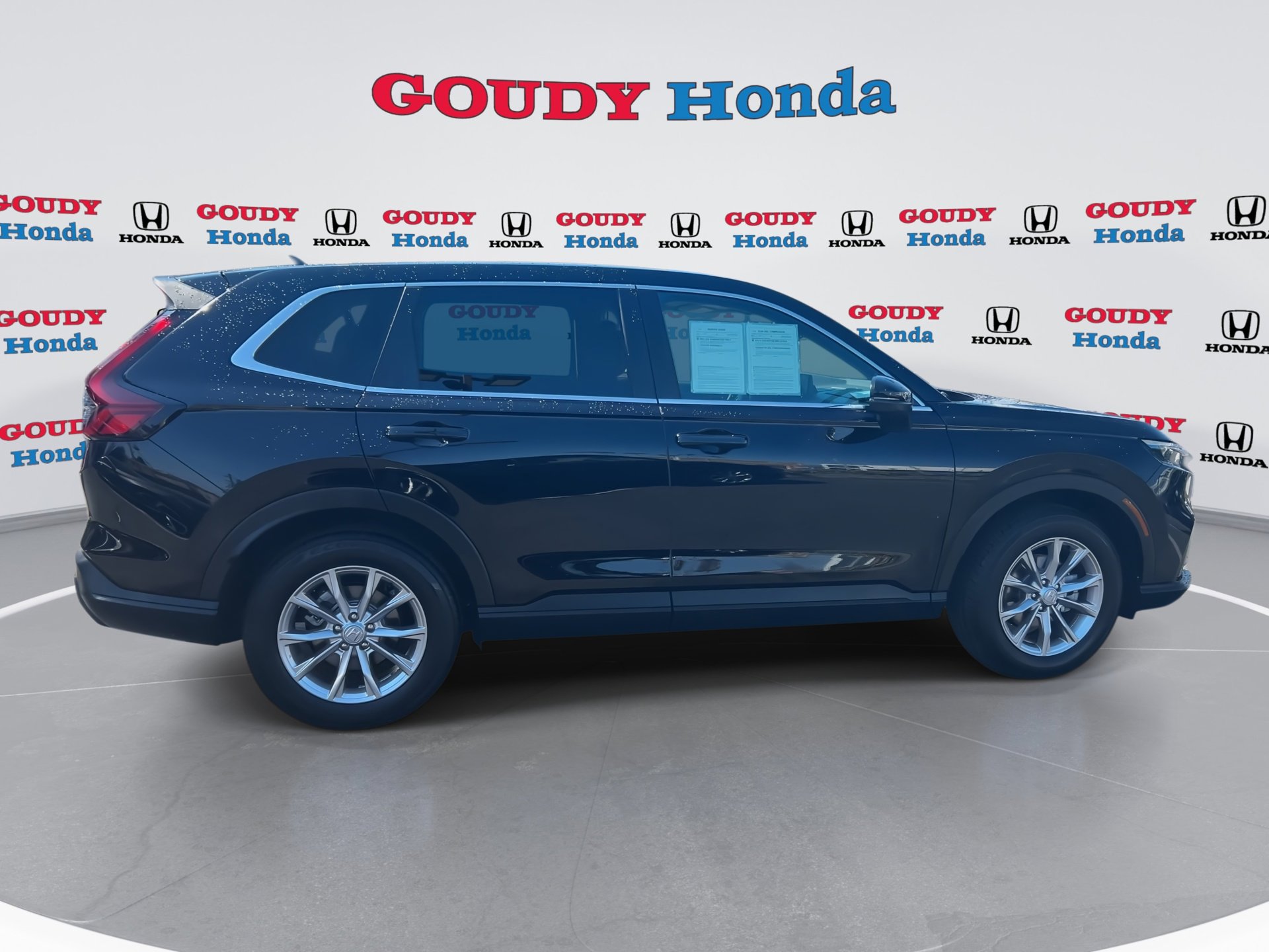 Certified 2025 Honda CR-V EX image 5