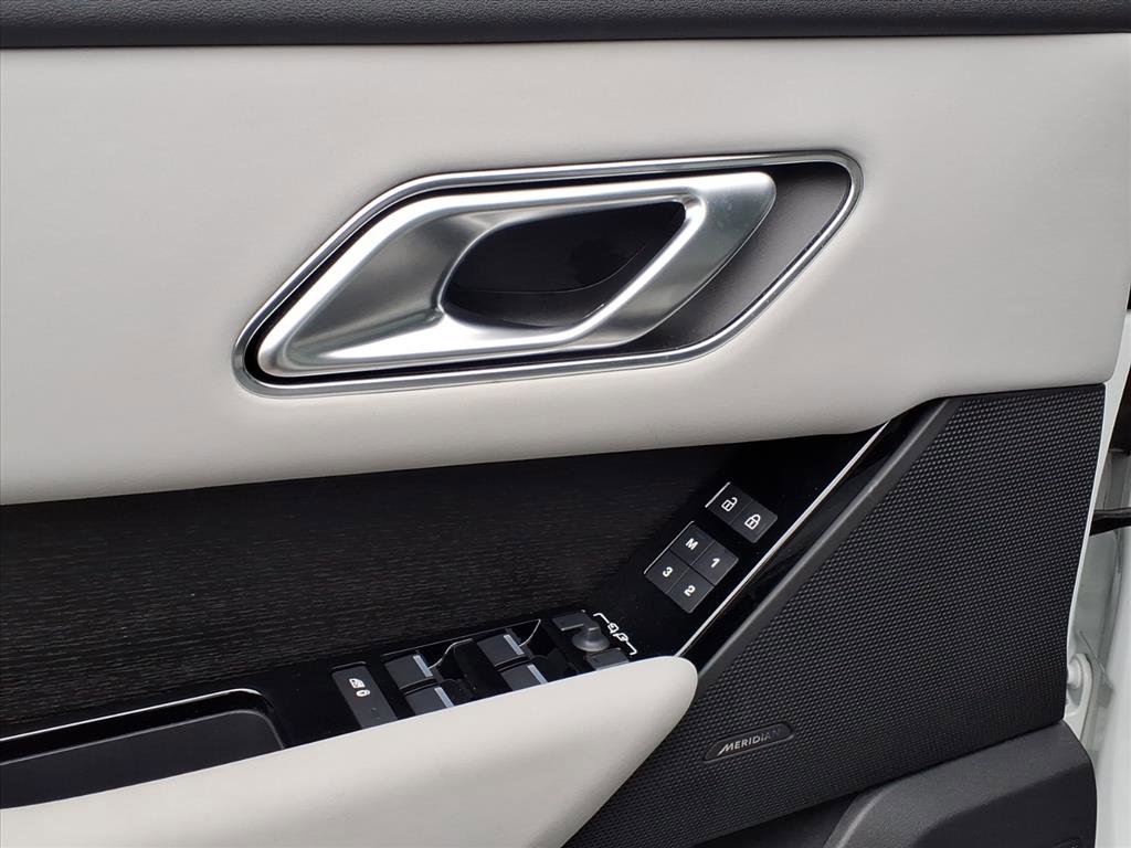 Certified 2026 Land Rover Range Rover Velar S image 10