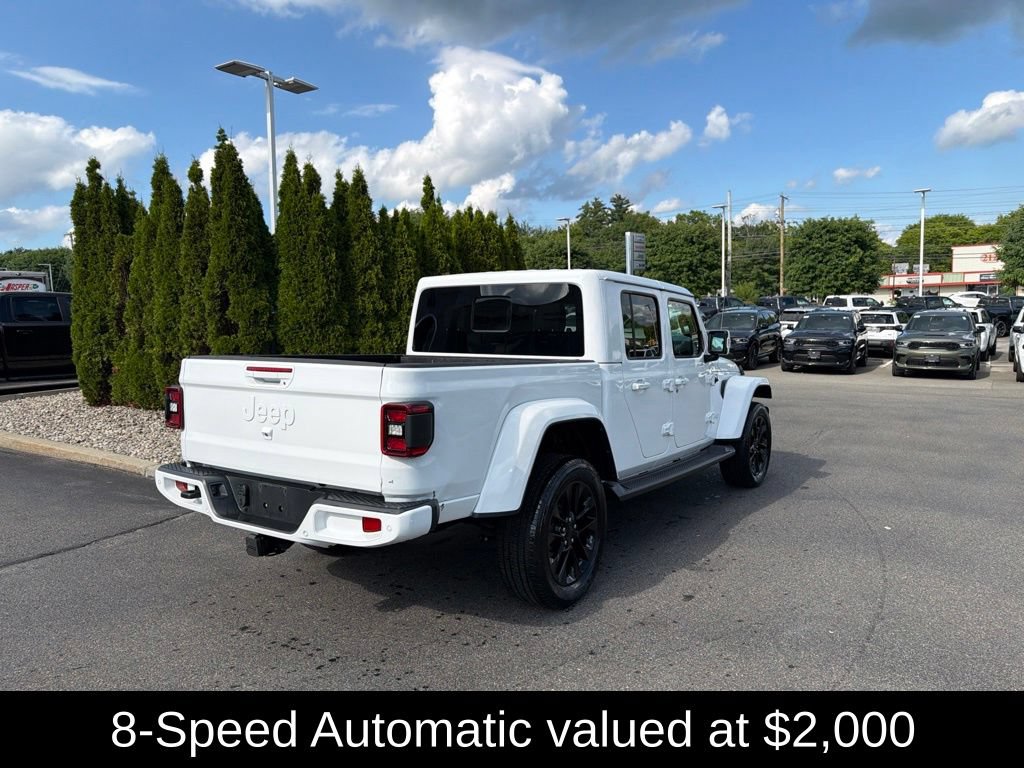 Used 2022 Jeep Gladiator Overland AWD/4WD image 3