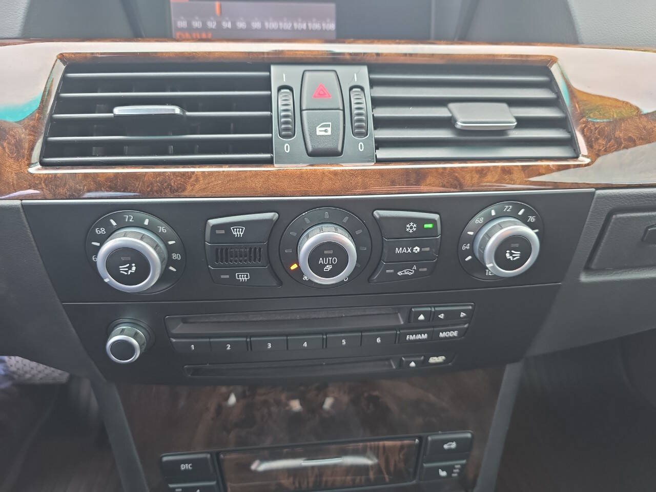 Used 2008 BMW 535xi Sedan AWD/4WD image 12