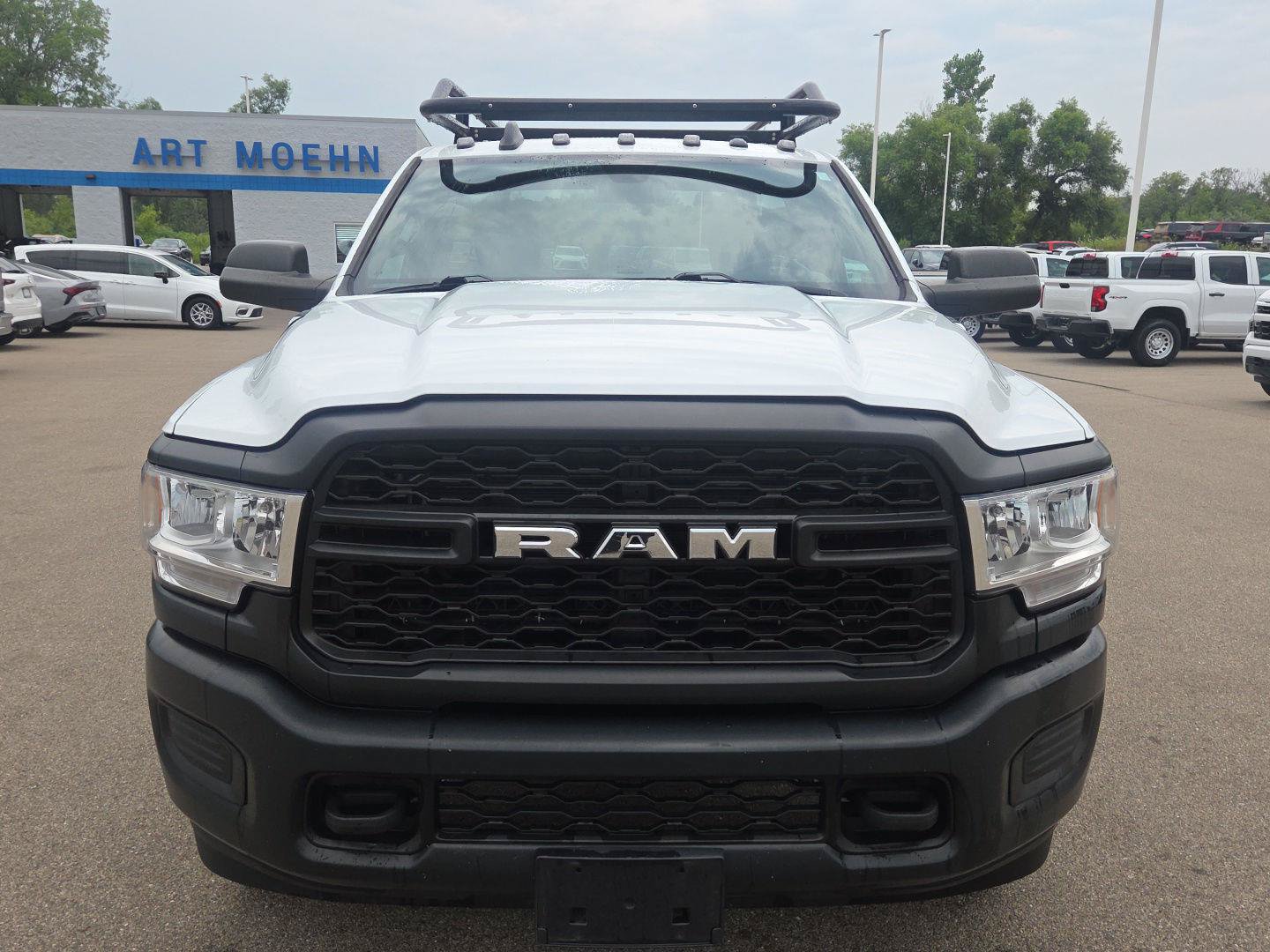 Used 2022 RAM 3500 Tradesman AWD/4WD image 9