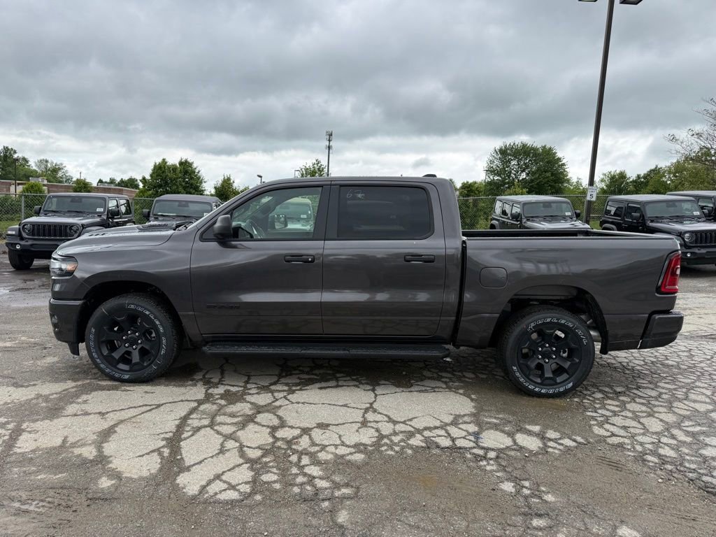 New 2026 RAM 1500 Express AWD/4WD image 10