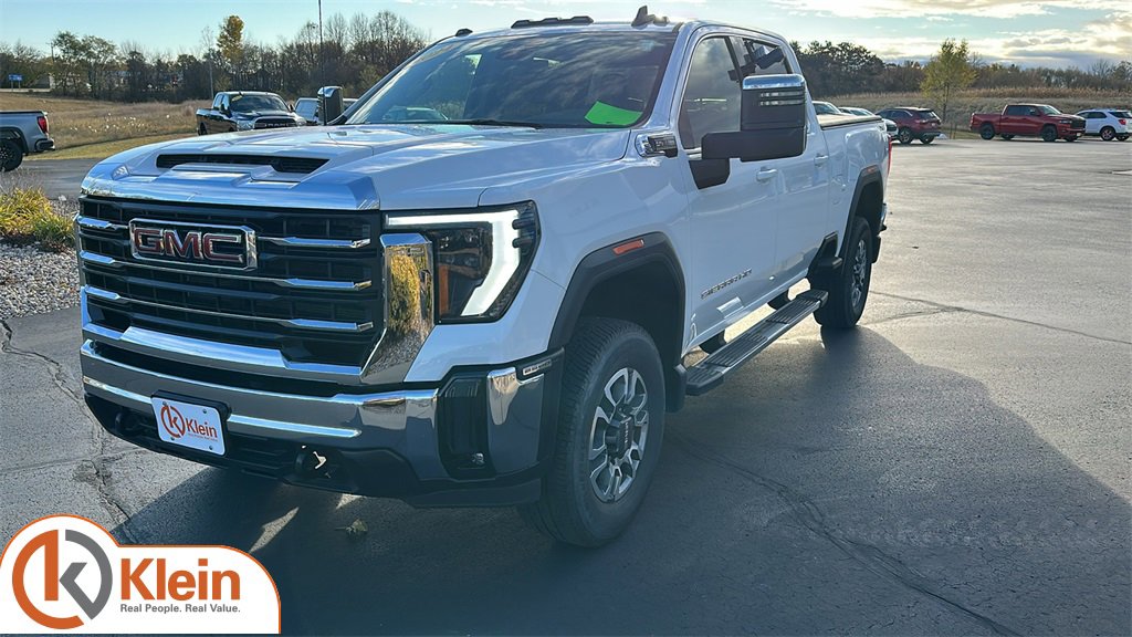 Used 2024 GMC Sierra 2500 SLE w/ SLE Convenience Package image 3