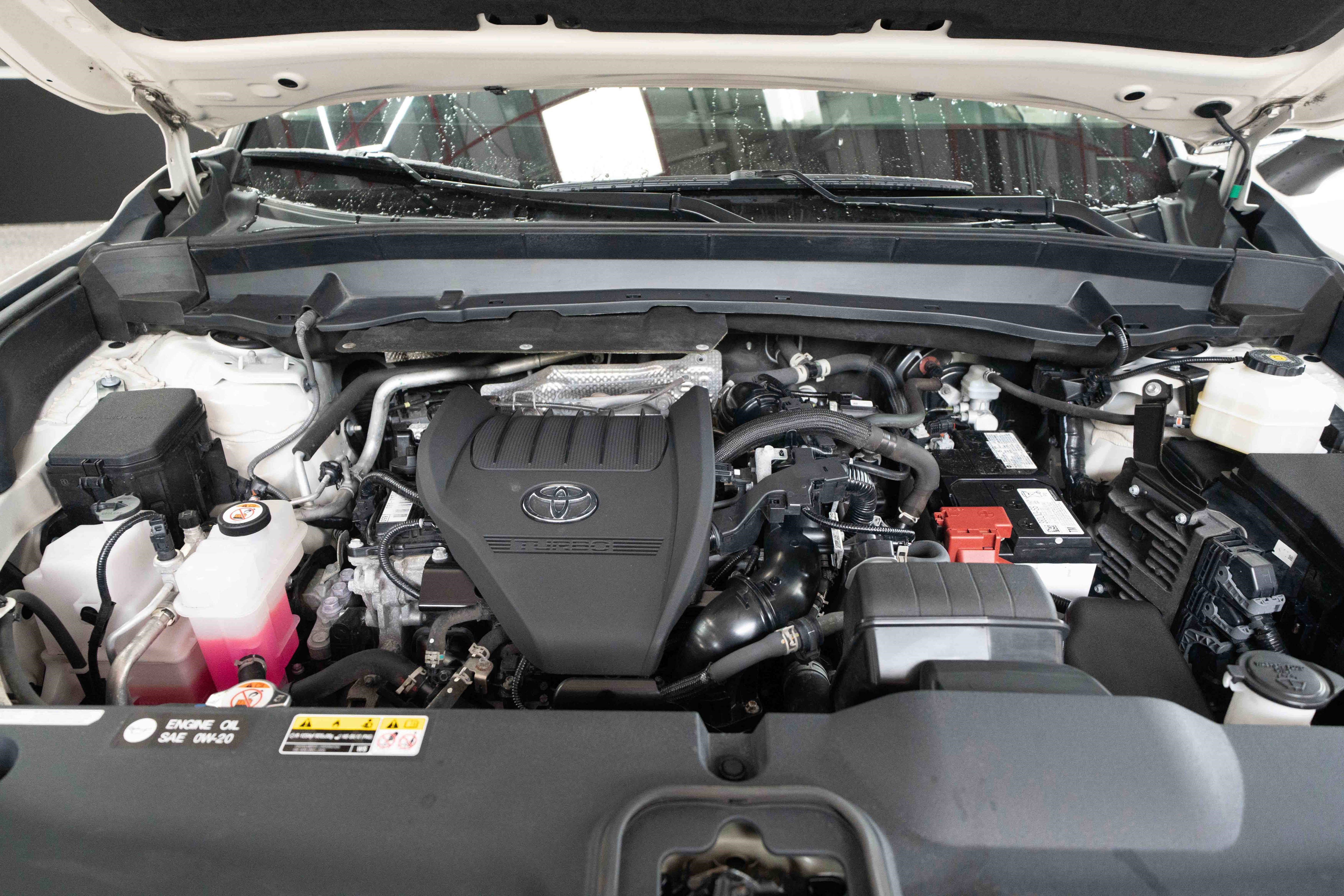 Used 2024 Toyota Grand Highlander XLE image 32