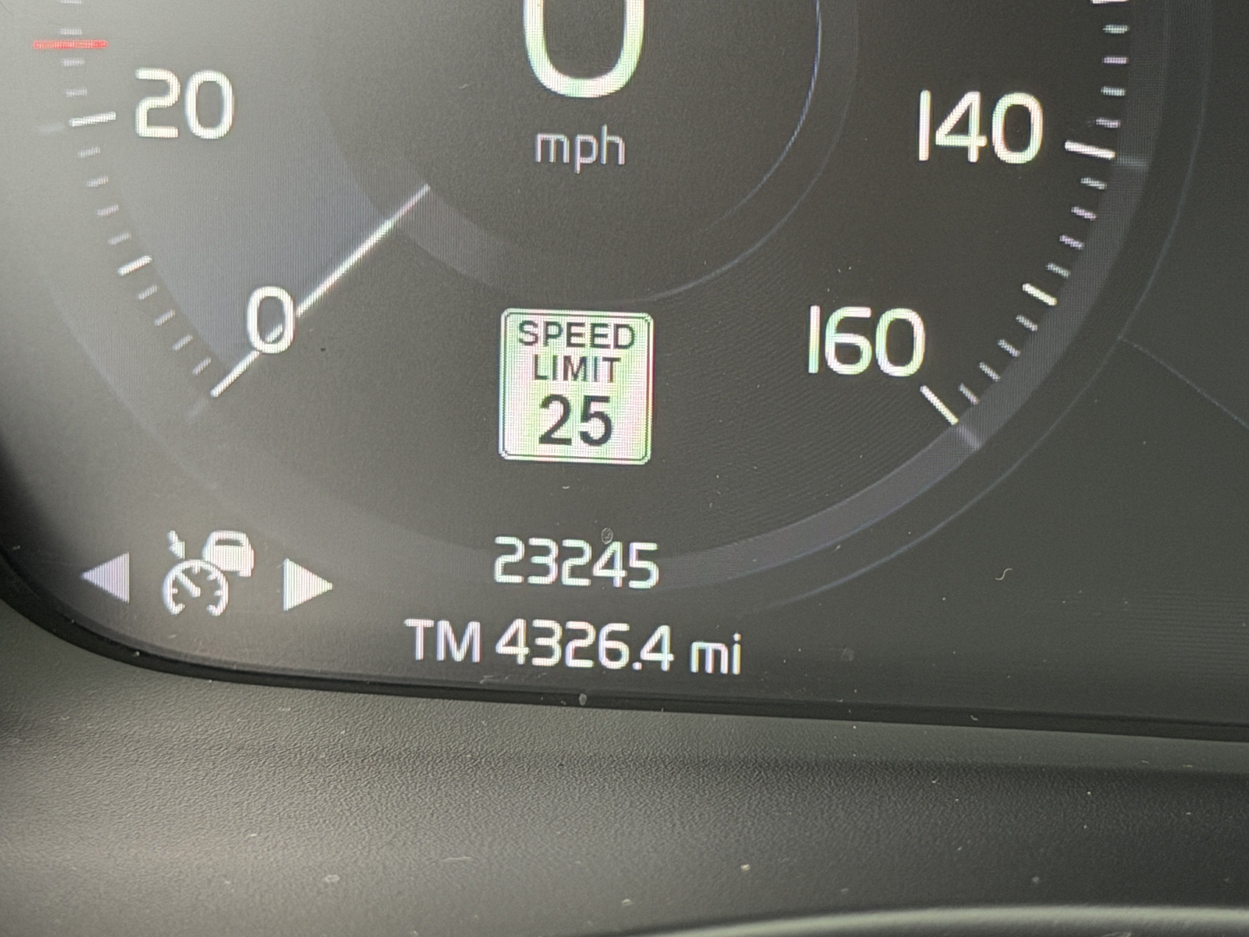Used 2020 Volvo XC40 T5 R-Design w/ Protection Package Premier AWD/4WD image 36