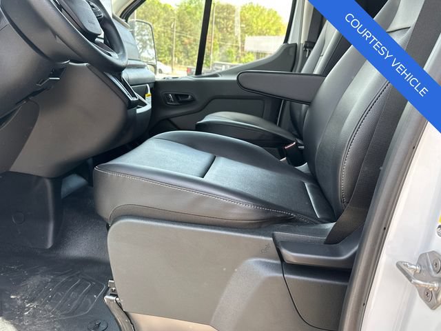 New 2026 Ford Transit 250 148 Medium Roof w/ Load Area Protection Package RWD image 9