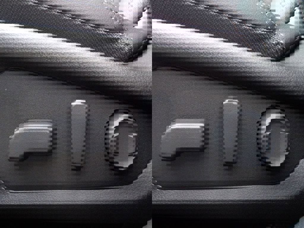 Used 2026 Subaru Outback Limited w/ Premium/Limited Package image 17