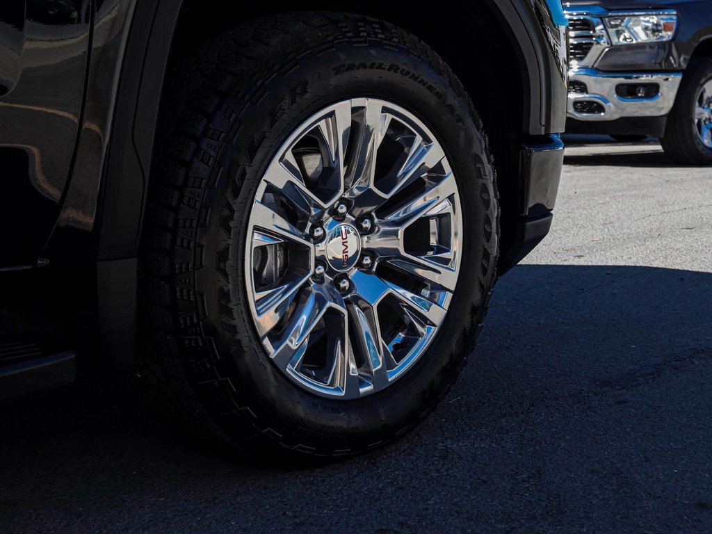 Used 2025 GMC Sierra 1500 Denali image 9