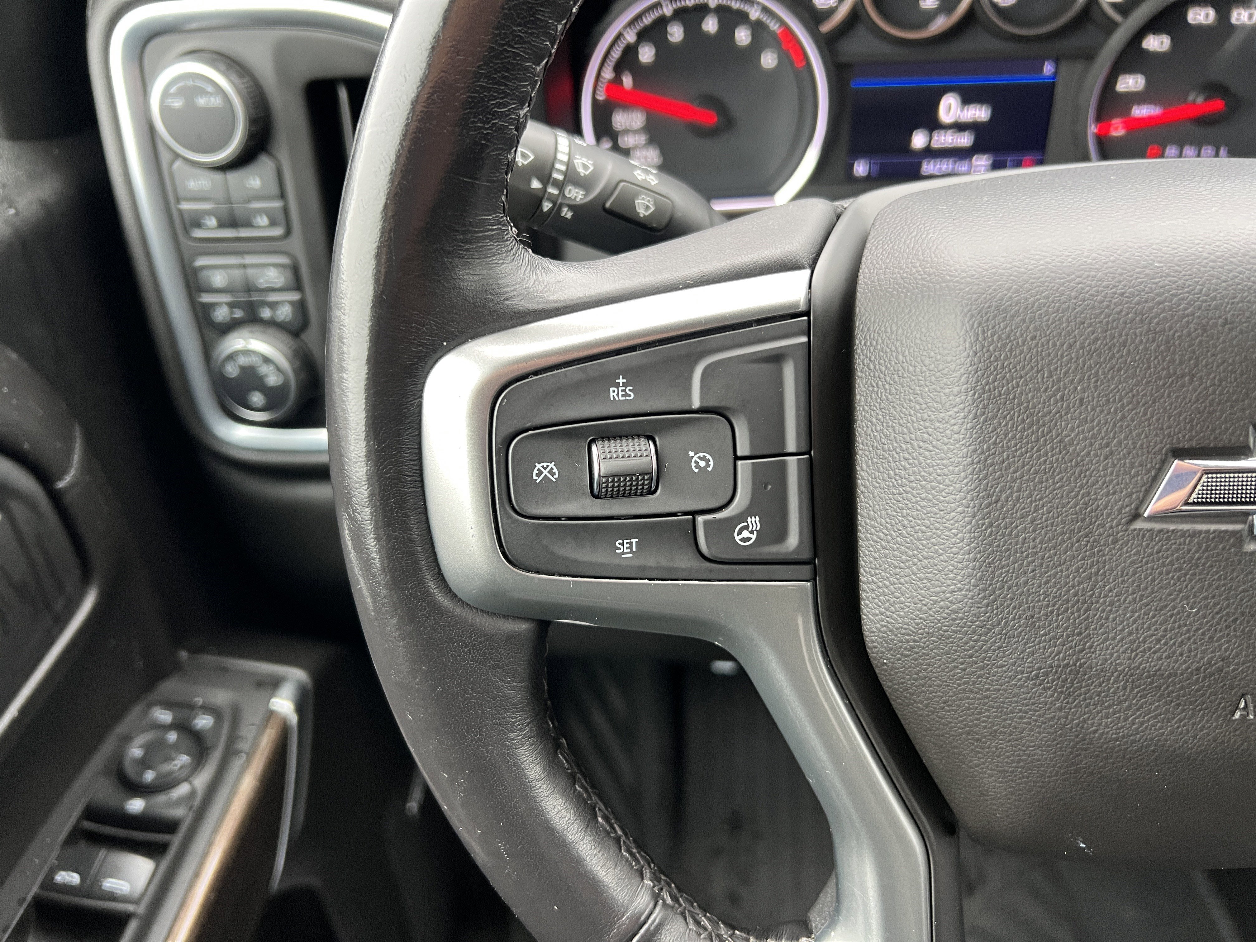 Used 2021 Chevrolet Silverado 1500 LT Trail Boss w/ Convenience Package II image 24