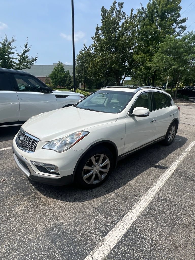 Used 2017 INFINITI QX50 AWD w/ Premium Package image 2
