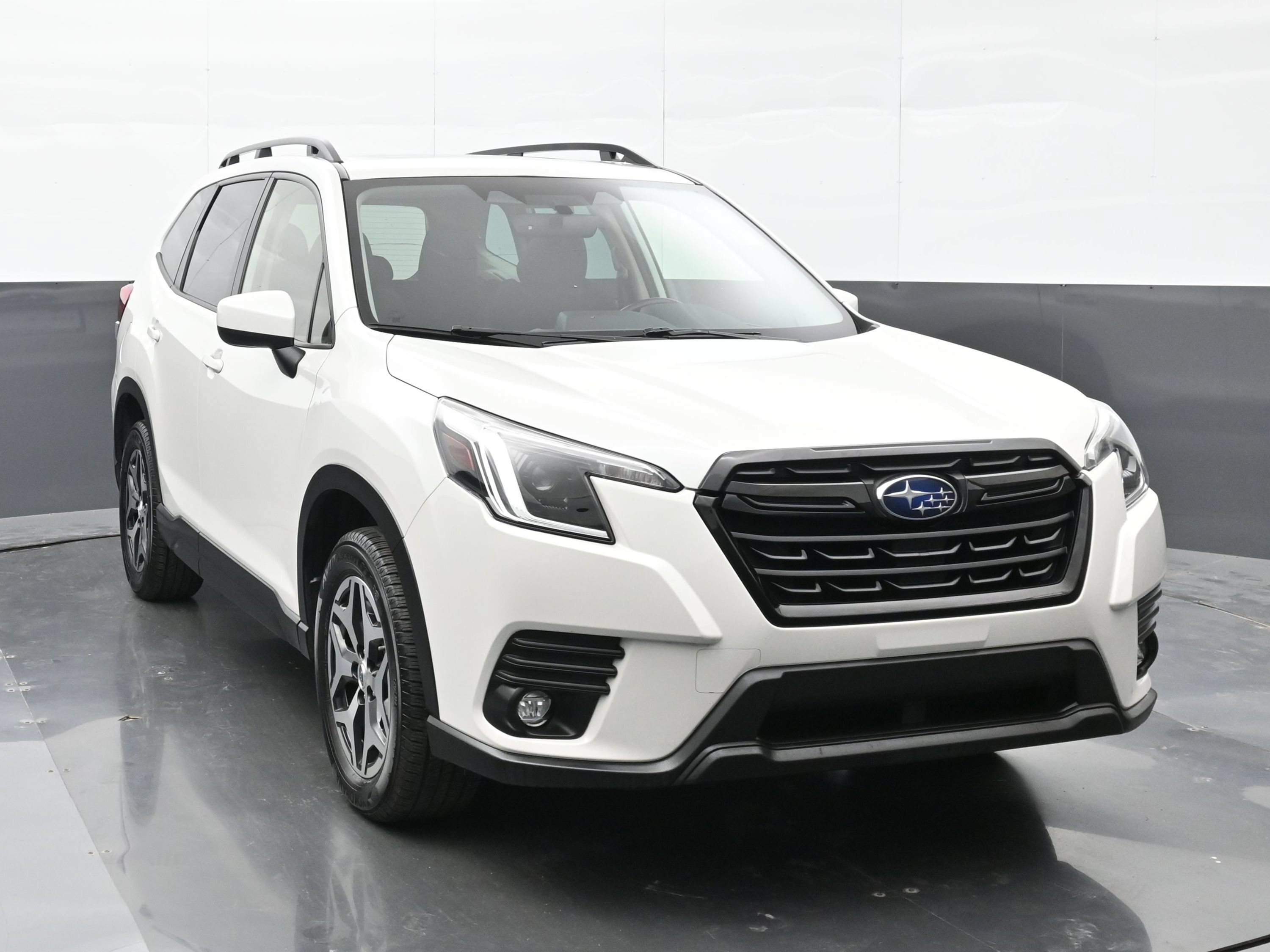 Used 2024 Subaru Forester Premium AWD/4WD image 4