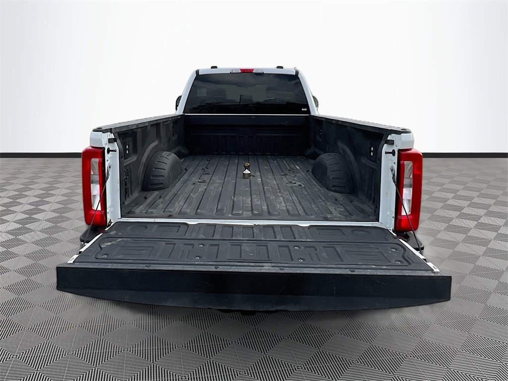 Used 2025 Ford F350 XLT image 23