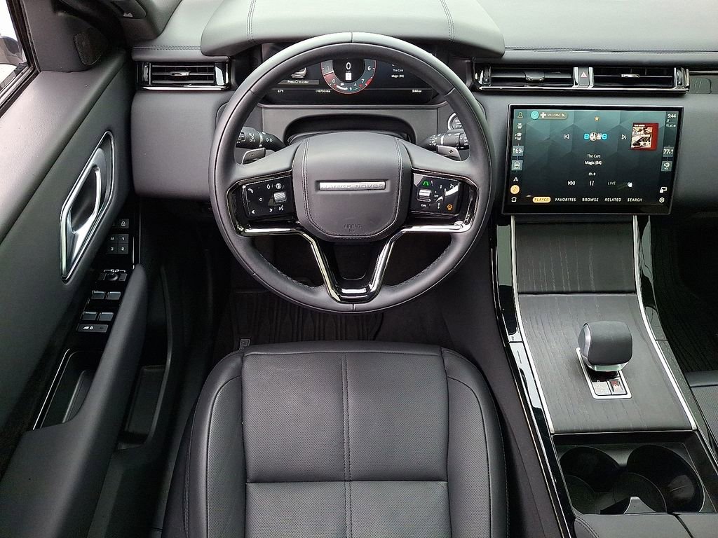 Certified 2026 Land Rover Range Rover Velar Dynamic SE AWD/4WD image 11